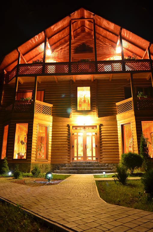 Guсulka Ksenia Villa โคซิฟ ภายนอก รูปภาพ